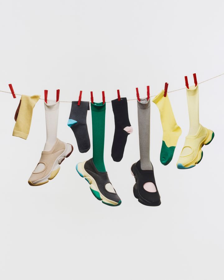 냉감·UV·흡습속건까지...기능성 의류 쏟아진다[패션·뷰티 HOT신상] - 뉴스 썸네일 이미지