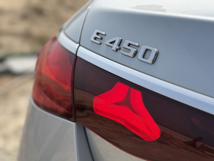 [서울=뉴시스] 김민성 기자 = 메르세데스-벤츠 E450 4matic 익스클루시브'. kms@newsis.com. *재판매 및 DB 금지