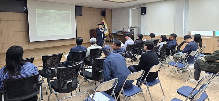 [횡성=뉴시스] 강림면 기초생활거점 조성 계획 주민설명회. (사진=횡성군 제공) 2026.04.17. photo@newsis.com *재판매 및 DB 금지