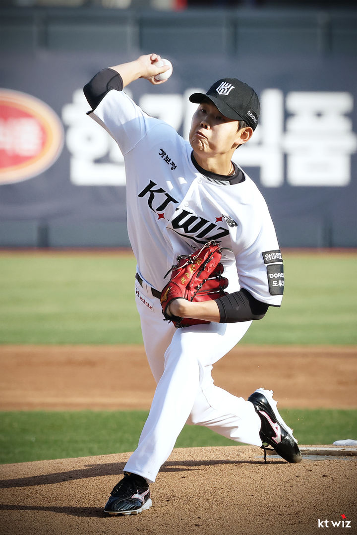 [서울=뉴시스] 프로야구 KT 위즈의 소형준. (사진 = KT 위즈 제공) *재판매 및 DB 금지