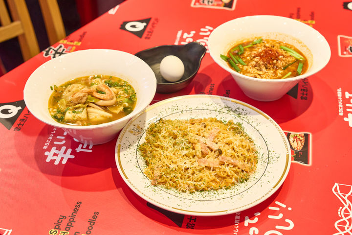 후지큐 하이랜드에서 선보인 신라면, 신라면 툼바, 너구리 순한맛 협업 메뉴 3종. (사진=농심 제공) *재판매 및 DB 금지