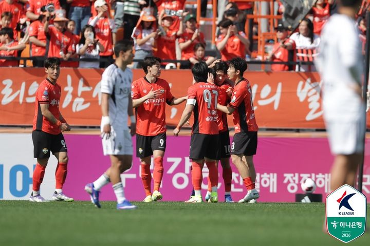 [서울=뉴시스] 프로축구 K리그1 강원FC의 모재현. (사진=한국프로축구연맹 제공) 2026.04.18. photo@newsis.com *재판매 및 DB 금지