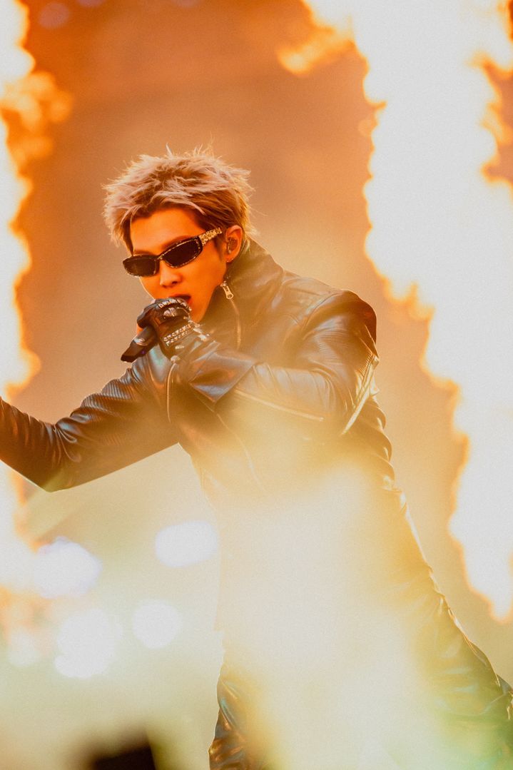 [서울=뉴시스] 방탄소년단 RM, 월드투어 '아리랑' 일본 도쿄돔 공연. (사진 = 빅히트 뮤직 제공) 2026.04.19 photo@newsis.com *재판매 및 DB 금지