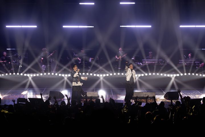 [서울=뉴시스] 이적·김진표 '패닉'. (사진 = 뮤직팜 엔터테인먼트 제공) 2026.04.19 photo@newsis.com *재판매 및 DB 금지