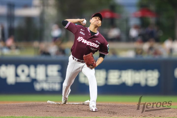 [서울=뉴시스] 프로야구 키움 히어로즈의 하영민. (사진 = 키움 히어로즈 제공) *재판매 및 DB 금지