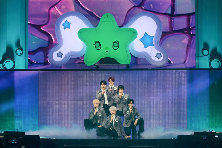 [서울=뉴시스] NCT 위시 첫 단독 콘서트 서울 앙코르 공연. (사진 = SM엔터테인먼트 제공) 2026.04.19 photo@newsis.com *재판매 및 DB 금지