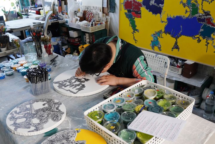 [대구=뉴시스] 김현우 화가. (사진=행복북구문화재단 제공) 2026.04.20. photo@newsis.com *재판매 및 DB 금지