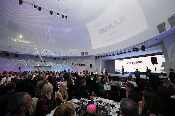 17일 서울 서초구 새빛섬에서 열린 ‘2026 버츄오소 심포지엄’ 환영 만찬. (사진=관광공사) *재판매 및 DB 금지