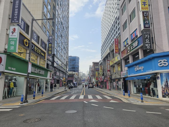 전선 지중화 사업을 마친 신장전통시장 일원 모습. (사진=하남시 제공) photo@newsis.com *재판매 및 DB 금지