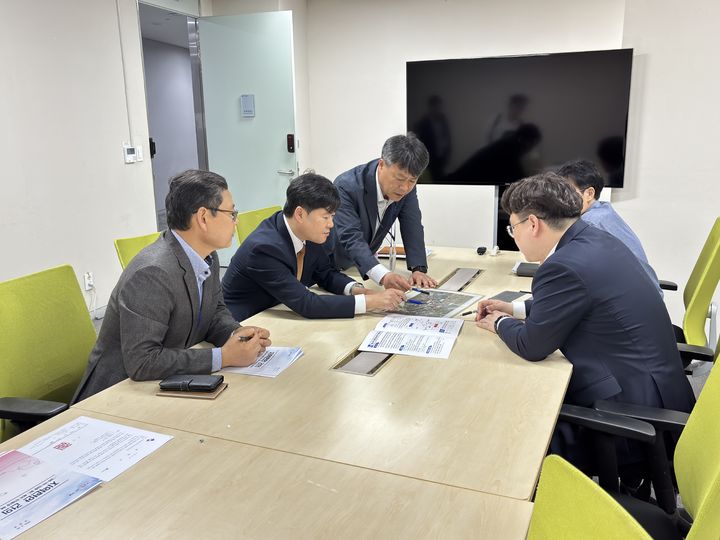 [구미=뉴시스] 정부세종청사 찾은 정성현 구미시장 권한대행. (사진=구미시 제공) 2026.04.20 photo@newsis.com *재판매 및 DB 금지