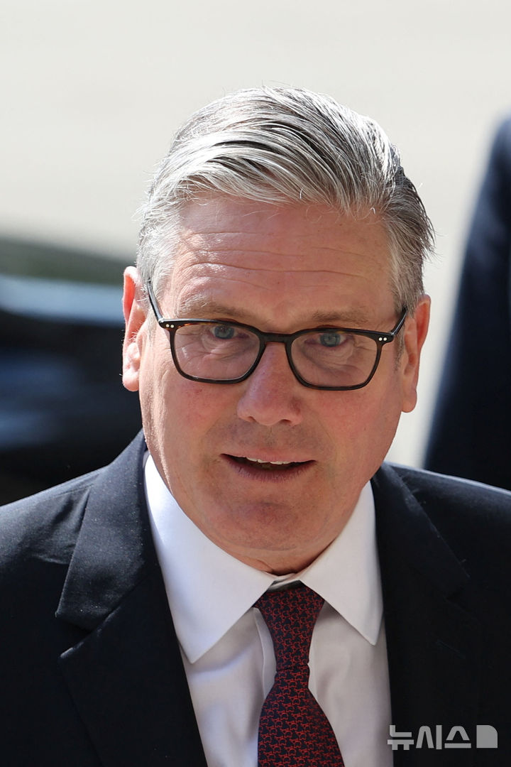 [AP/뉴시스] 피터 맨델슨의 주미대사 기용 '실수'로 정치적 곤경에 처해 있는 키어 스타머 총리가 21일 영국박물관 리셉션에 도착하고 있다