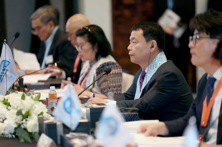 [세종=뉴시스]윤석대 사장이 AWC 제24차 이사회를 진행하고 있다.(사진=한국수자원공사 제공) *재판매 및 DB 금지