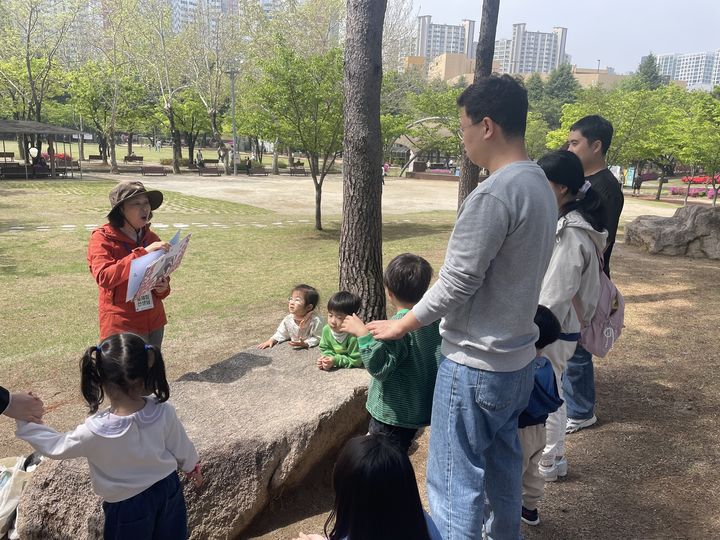  *재판매 및 DB 금지