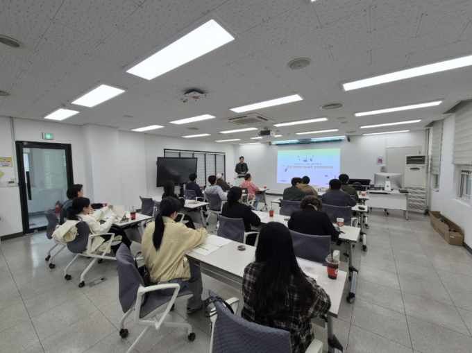 [구미=뉴시스] 소상공인 지원사업. (사진=구미시 제공) 2026.04.22 photo@newsis.com *재판매 및 DB 금지