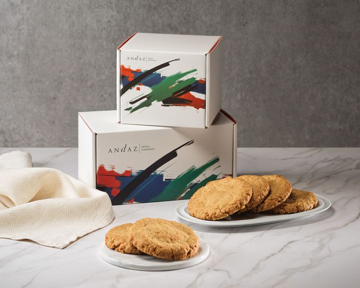 [서울=뉴시스] 안다즈 서울 강남이 호주와 뉴질랜드 기념일 의미 담은 '안작쿠키'를 선보인다.(사진=안다즈 서울 강남) *재판매 및 DB 금지