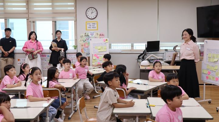  *재판매 및 DB 금지