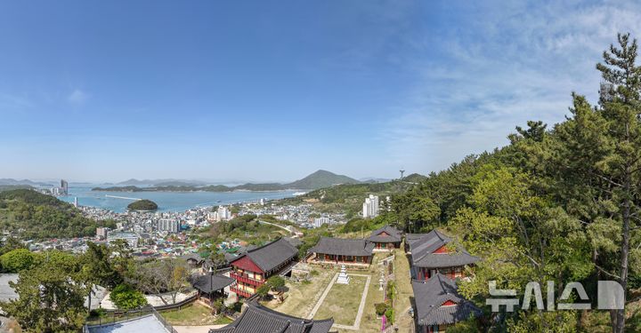 [광주=뉴시스] 전남 완도군은 22일 '2026 천년사찰 세계 명상 관광' 공모에 완도 신흥사가 최종 선정됐다고 밝혔다. (사진=완도군 제공). 2026.04.22. photo@newsis.com *재판매 및 DB 금지