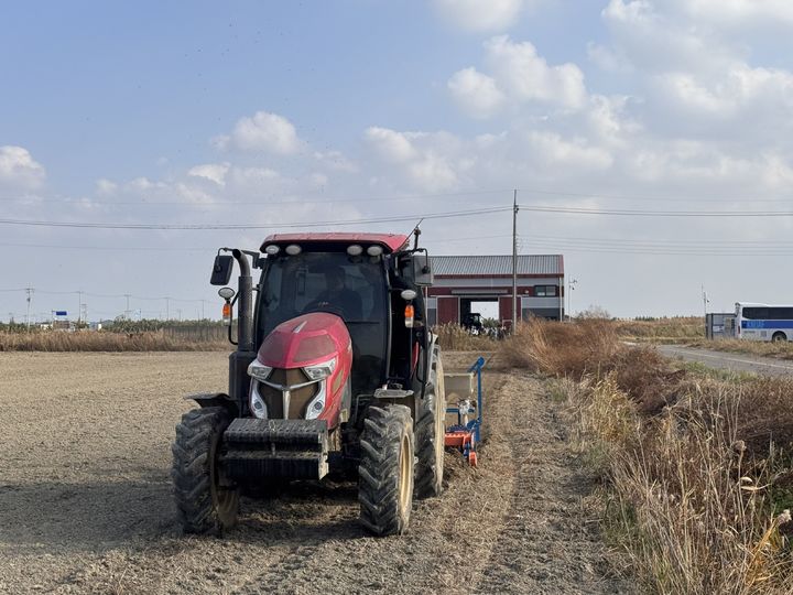 [세종=뉴시스] 한국농어촌공사가 새만금 농생명용지 5공구 내 34.3㏊ 규모의 대학시험포를 운영할 대학으로 군산대학교, 원광대학교, 전남대학교를 최종 선정했다. (사진=농어촌공사 제공) *재판매 및 DB 금지