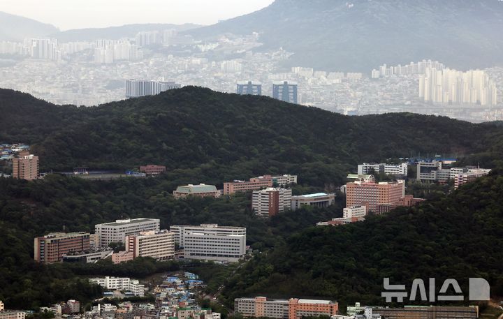 [부산=뉴시스] 하경민 기자 = 부산 부산진구 동의대학교. yulnetphoto@newsis.com 