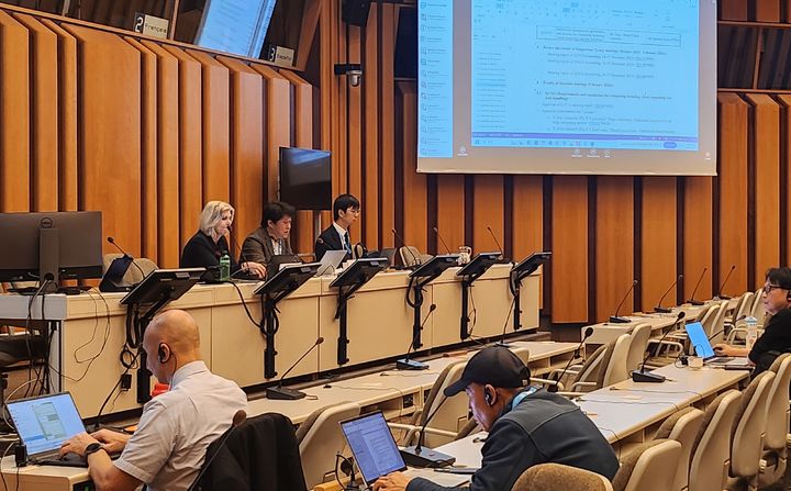 [대전=뉴시스] 제네바서 열린 ITU-T SG13 회의에서 에지 컴퓨팅 국제표준(Y.3541)에 대해 논의 중인 국제대표단과 ETRI 연구진의 모습.(사진=ETRI 제공) *재판매 및 DB 금지