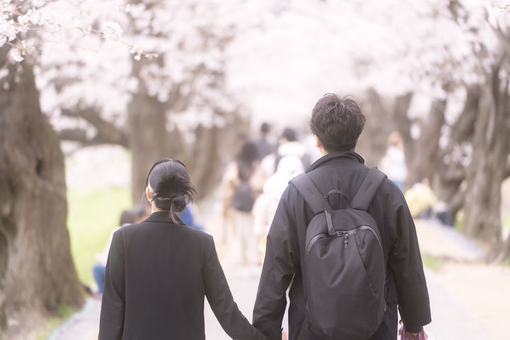 [서울=뉴시스] 일본 지자체가 저출산 극복을 위해 미혼 남녀의 데이팅 앱 이용료를 지원한다는 대책을 내놨다. (사진=유토이미지) 2026.04.22. *재판매 및 DB 금지