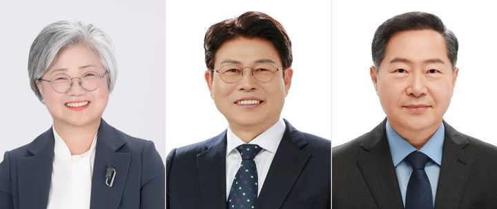 [세종=뉴시스] 송승화 기자 = (왼쪽, 가나다 순)강미애, 임전수, 원성수 세종교육감 예비후보. 2026.04.22. ssong1007@newsis.com *재판매 및 DB 금지