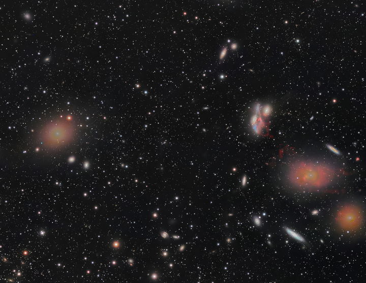 제34회 천체사진공모전에서 심우주 부문 금상을 수상한 '상처를 입은 은하들, 충돌의 기록'. 수많은 은하와 그 사이를 잇는 희미한 구조를 통해 깊은 우주의 ‘층’을 기록하고자 했다. 특히 M86과 NGC4438이 고속으로 충돌하며 만들어진 어두운 Ha 필라멘트를 포착해, 은하 사이의 상호작용 흔적을 드러냈다. (사진=천문연 제공) *재판매 및 DB 금지