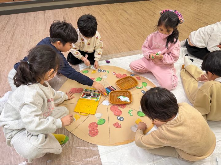  *재판매 및 DB 금지