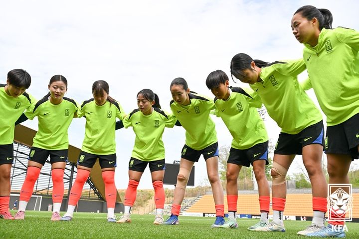 [서울=뉴시스]U-17 여자 축구대표팀. (사진=대한축구협회 제공)