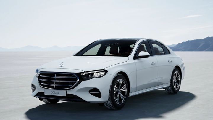 [서울=뉴시스] 메르세데스-벤츠 E 200 익스클루시브.(사진=메르세데스-벤츠 코리아 제공) *재판매 및 DB 금지