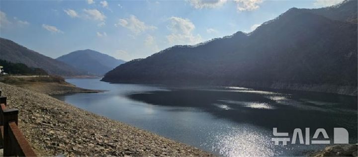 [전주=뉴시스]윤난슬 기자 = 한국농어촌공사 전주완주임실지사는 본격적인 영농철을 맞아 오는 28일부터 농업용수 공급에 나선다고 24일 밝혔다. (사진= 한국농어촌공사 전주완주임실지사 제공) photo@newsis.com 