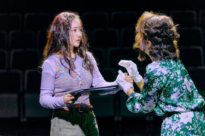 연극 '내 엄마의 장례식:더 쇼'에 출연 중인 배우 진지희. (사진=수컴퍼니 제공) *재판매 및 DB 금지