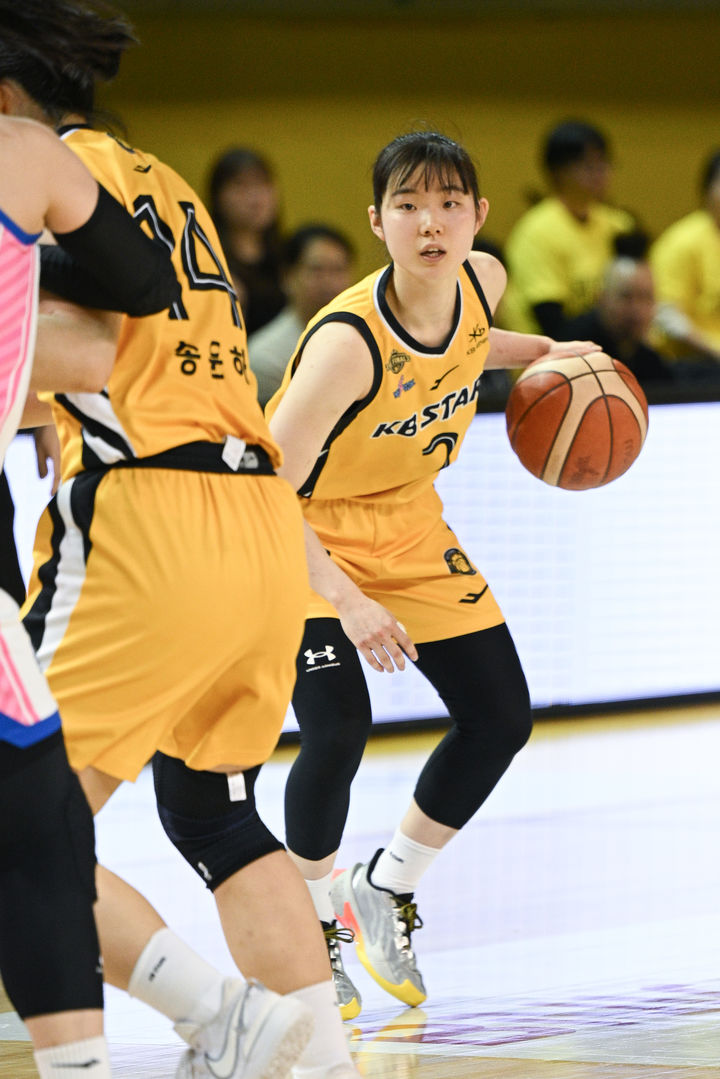 [서울=뉴시스] 여자프로농구 청주 KB국민은행의 허예은. (사진=WKBL 제공) *재판매 및 DB 금지