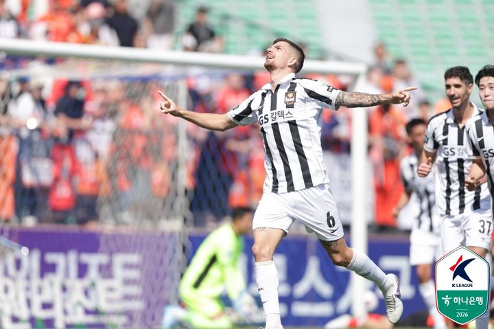 [서울=뉴시스] 프로축구 K리그1 FC서울의 바베츠. (사진=한국프로축구연맹 제공) 