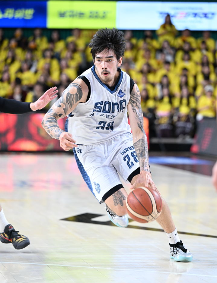 [서울=뉴시스] 프로농구 고양 소노의 케빈 켐바오. (사진=KBL 제공) *재판매 및 DB 금지