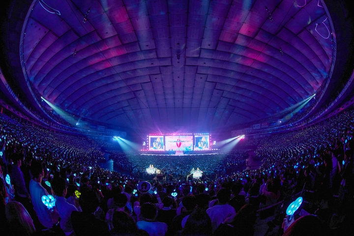 [도쿄=뉴시스] 에스파가 지난 25~26일 일본 도쿄돔에서 '2026 에스파 라이브 투어 – 싱크 : 액시스 라인- 인 재팬 [스페셜 에디션 돔 투어](2026 aespa LIVE TOUR - SYNK : aeXIS LINE - in JAPAN [SPECIAL EDITION DOME TOUR])'를 열고 있다. (사진 = SM엔터테인먼트 제공) 2026.04.27. photo@newsis.com *재판매 및 DB 금지