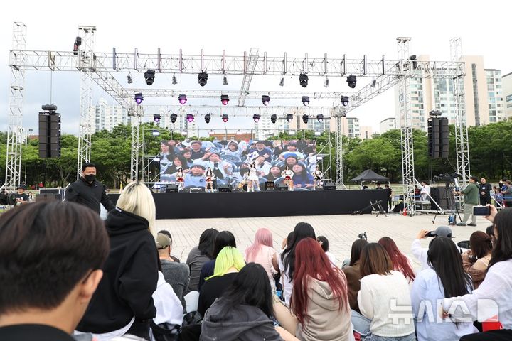 [안양=뉴시스] 지난해 열린 청소년 축제 공연 현장 모습. (사진=안양시 제공). 2026.04.27. photo@newsis.com