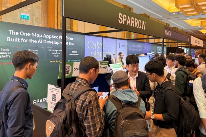 [서울=뉴시스] 스패로우가 지난 21일부터 나흘간 싱가포르 마리나 베이 샌즈에서 열린 보안 컨퍼런스 '블랙햇 아시아'에 참가했다고 27일 밝혔다. 2026.04.27. (사진=스패로우 제공) *재판매 및 DB 금지