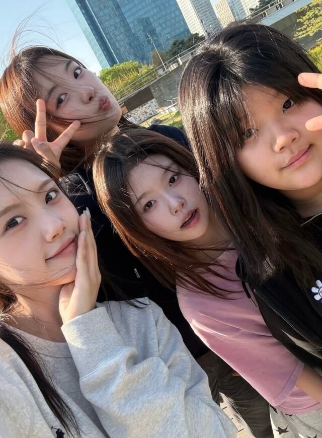 [서울=뉴시스] 이동국 가족의 모습. (사진=인스타그램 캡처) 2026.04.27. photo@newsis.com *재판매 및 DB 금지