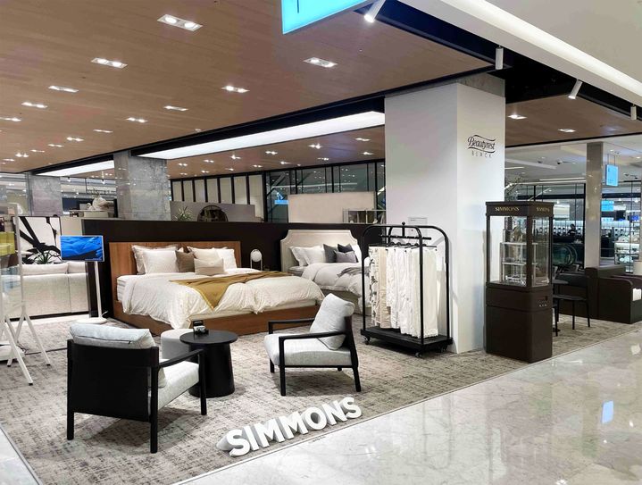 [서울=뉴시스] 현대백화점 무역센터점의 '뷰티레스트 블랙(Beautyrest BLACK)' 팝업스토어. (사진=시몬스 제공) 2026.04.27. photo@newsis.com *재판매 및 DB 금지