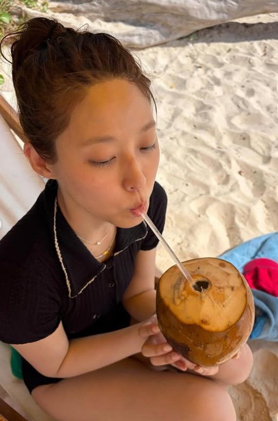 [서울=뉴시스] 설현. (사진=인스타그램 캡처) 2026.04.27. photo@newsis.com *재판매 및 DB 금지