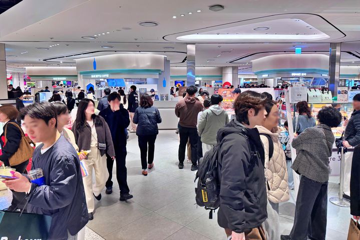 [서울=뉴시스] 인천광역시 미추홀구에 위치한 롯데백화점 인천점 내부 (사진=롯데백화점 제공) 2026.04.28. photo@newsis.com *재판매 및 DB 금지