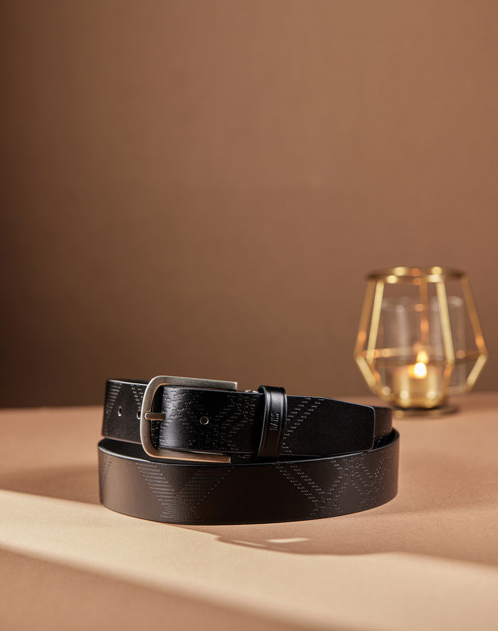 [서울=뉴시스] 닥스 액세서리 선물 특집 제품 사진(벨트) (사진=LF 제공) 2026.04.28. photo@newsis.com *재판매 및 DB 금지