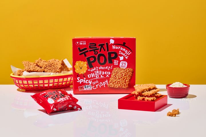 [서울=뉴시스] 농심이 '누룽지팝 매콤한맛'을 다음달 18일 출시한다.(사진=농심) *재판매 및 DB 금지