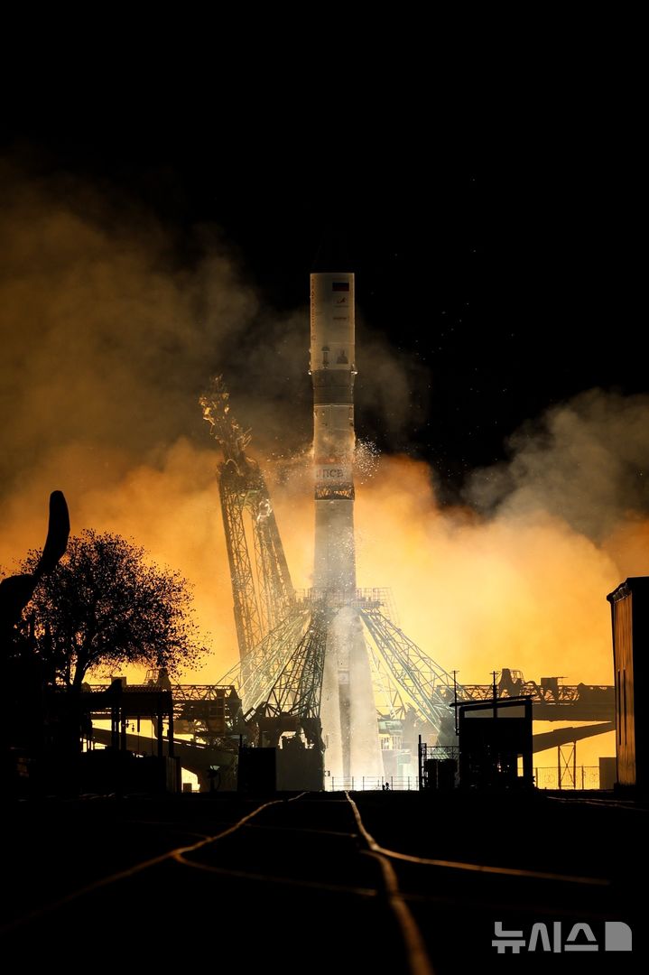 [서울=뉴시스]우주선 프로그레스 MS-34호가 26일(현지시간) 카자흐스탄 이코누르 우주기지에서 소유즈-2.1a 로켓에 실려 발사됐다. (사진 = 러시아 우주국 로스코스모스 홈페이지 갈무리) 2026.04.08 photo@newsis.com