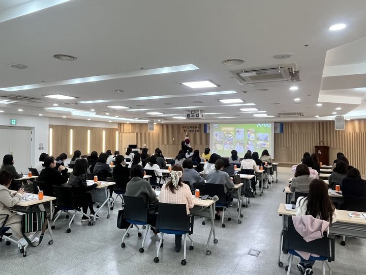  *재판매 및 DB 금지