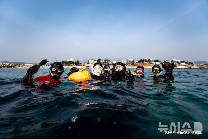 [영덕=뉴시스] 안병철 기자 = 경북 영덕군은 오는 5월2일부터 '동해안 해녀·해남 복원 사업'의 1기 교육을 시행한다.(사진=영덕군 제공) 2026.04.28. photo@newsis.com