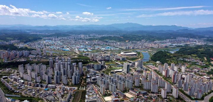 [진주=뉴시스]경남진주혁신도시 전경.(사진=뉴시스 DB).photo@newsis.com *재판매 및 DB 금지