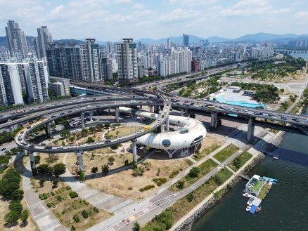 [서울=뉴시스] 뚝섬한강공원. (사진=서울시 제공) 2026.04.29. *재판매 및 DB 금지