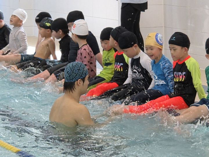  *재판매 및 DB 금지